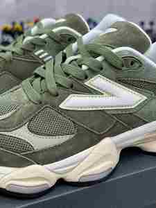 Zapatos Deportivos Transpirables de Gamuza para Hombre y Mujer, de Alta Calidad, con Cordones, para Correr, Caminar, Deportivos, para Todas las Estaciones, con Amortiguación y Antiolor - Product Image 4