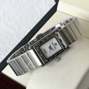 Lady square steel <b>bracelet</b> wristwatch - a light and luxurious minimalist watch with a <b>shell</b>-shaped dial. - Product Image 4