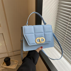 Bolsos cuadrados con sangría, bolso cruzado para axilas de Color puro para mujer, bolsos de hombro a la moda para niñas - Product Image 2