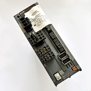 Servoaccionamiento Mitsubishi MR-J4W2-44B 400V 1500W Trifásico con Control Vectorial para Automatización Industrial - Product Image 1