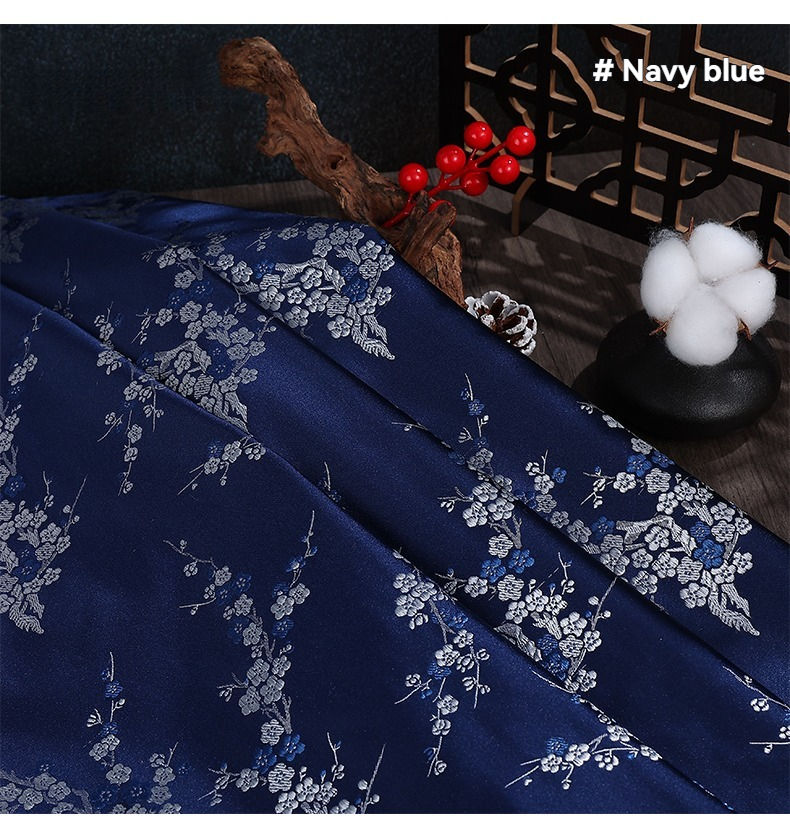 # สีน้ำเงินกรมท่า