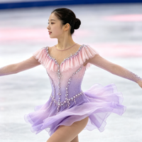 Robe de patinage artistique à col volanté dégradé rose et violet avec strass, manches longues, en tissu mesh pour compétition de patinage sur glace pour adultes et enfants