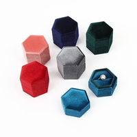 Boîte à bagues de mariage vintage en bois acrylique noir hexagonal, double logo blanc personnalisé, en velours rose, pour couple, vente en gros