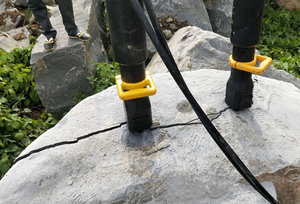 Fendeur de roche hydraulique avec pompe pour la démolition et l'exploitation minière, fendeur de béton pneumatique pour couper la roche - Product Image 4