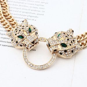 พบกับสร้อยคอหัวเสือดาวสองชิ้น2023สวยงาม<span class=keywords><strong>ราย</strong></span><span class=keywords><strong>สัปดาห์</strong></span>สร้อยคอหัวเสือดาวชุบทองดูไบตามสั่ง - Product Image 1