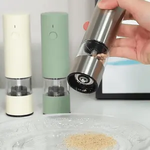 Mutfak paslanmaz çelik baharat öğütücü otomatik şarj edilebilir Mini elektrikli tuz ve karabiber değirmeni seti karabiber değirmeni taşınabilir