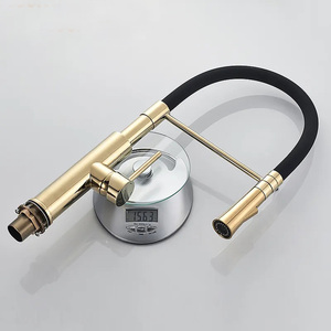 Robinet de cuisine en laiton doré de luxe |   Robinet mélangeur chaud/froid à bec rotatif à ressort monotrou pour usage hôtelier (vente en gros) - Product Image 4