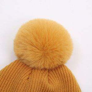 Gorro de Invierno Personalizado con Logotipo para Niños, Gorro de Punto para Bebés con Pompones de Piel Sintética para Niñas y Niños, Regalo Promocional - Product Image 4