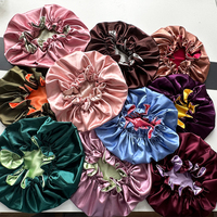 Bonnet de nuit en satin soyeux double couche à volants pour femme, grand bonnet de sommeil réversible en satin naturel, prêt à expédier