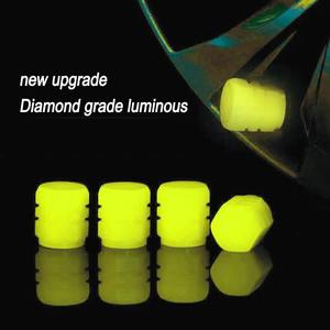 Capuchons de roue universels fluorescents en plastique <span class=keywords><strong>lumineux</strong></span> qui brillent dans le noir pour camions, véhicules, motos, SUV - Product Image 6