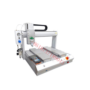 Machine de distribution de colle entièrement automatique, machine de revêtement de pâte à souder au silicone - Product Image 1