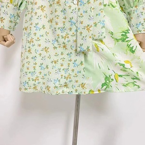 Mùa hè hoa-in v-cổ ăn mặc phổ biến giản dị kỳ nghỉ phong cách dài tay vòng eo tự nhiên dệt logo nút thắt lưng kỹ thuật số - Product Image 4