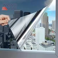 Película de Privacidad Autoadhesiva Versátil de Una Vía, Adhesivo Decorativo con Efecto Espejo Azul, Rechaza el Calor, Anti-Espionaje Diurno para Uso Comercial