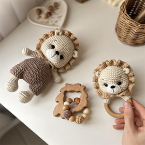 مجموعة هدايا للأطفال حديثي الولادة 2024 دمية أسد كروشيه لعبة دمية أسد أميجورومي شخير لحديثي الولادة - Product Image 1