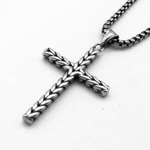 yunnique <b>Titanium</b> Steel Cross Pendant Necklace Unisex Stainless Steel Religious Jewelry Geometric Design Fashion Necklace - Product Image 5