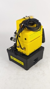 สถานีไฮดรอลิกสองขั้นตอน ENERPAC รุ่น PUD1300E ปั๊มไฮดรอลิกโซลินอยด์ 0.37 กิโลวัตต์ สำหรับการบำรุงรักษาท่อ - Product Image 5