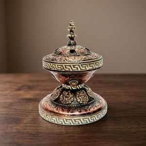 Nouveau brûleur d'encens tibétain antique en cuivre, support de stupa, artisanal, parfumé, décoré de mantras bouddhistes religieux, en bois de santal - Product Image 3