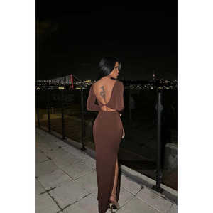 Vestido de Fiesta Largo de Satén Marrón con Manga Larga, Cuello Redondo, Corte en A, Largo hasta el Suelo, Talla XL, Estilo Sencillo con Detalles de Crochet, para Baile de Graduación - Product Image 1