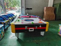Table de hockey sur air avec éclairage LED et tableau de score électronique - Table de jeu d'arcade pour 4 joueurs pour le divertissement commercial