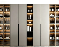 Meuble à liqueurs de salon personnalisé avec design de marque, en laiton martelé, pour rangement et présentation de boissons, décoration de bar, armoire à vin en bois noir