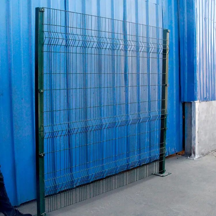 2024 wholesale PVC coated decorate welded 3D iron wire mesh roll fence factory