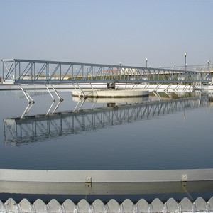 Machine à gratter pour les boues des stations d'épuration, réservoir de sédimentation, entraînement périphérique, type semi-pont rotatif, 15 kW, 380 V - Product Image 4