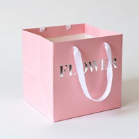 Maßgefertigte Hochwertige 27*27*27cm Große Blumenverpackungstasche Geschenkpapiertüten mit Griff