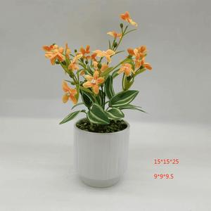 Vente d'usine de haute qualité petit Pot de fleur en céramique vert artificiel Faux verdure décorations de <span class=keywords><strong>maison</strong></span> plantes vertes et jardinières - Product Image 4