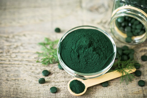 Organik Gıda Sınıfı Spirulina Tozu OEM Bağışıklık Güçlendirici %60 <span class=keywords><strong>Protein</strong></span> İçeren 1kg'lık Tambur Ambalajında - Product Image 3
