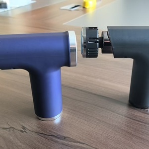 Mini pistolet de massage de poche en gros, pas cher, pour massage musculaire profond par percussion, avec compresse chaude et froide pour le corps - Product Image 2