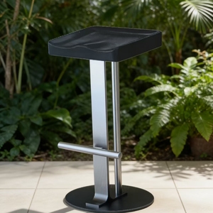 Taburete de Bar Moderno y Resistente de Metal con Estructura de Hierro - Taburete Alto de Uso Comercial - Product Image 1