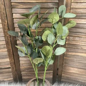 Junheyuan <b>Artificial</b> Eucalyptus Leaf Bouquet Single Branch <b>Flower</b> <b>Arrangement</b> Decorative Plant <b>For</b> Wedding Venue Ceiling - Product Image 2