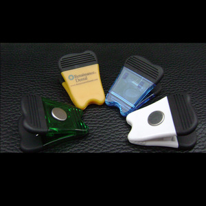 Plastic Magnetic Memo Clips Tooth Shaped Sealing Clip For Office School Student Use White With Black Grip - Product Image 4