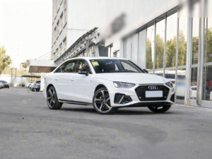 El Audi A4L Edición 2025 2.0 TFSI <span class=keywords><strong>Sportback</strong></span> es un Sedán de Lujo de Tamaño Mediano. - Product Image 2