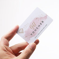 Tarjetas de Regalo de PVC, Tarjetas VIP, Tarjetas Promocionales con Código para Rascar, Tarjetas NFC con Logotipos, Códigos de Barras, Códigos QR, Bandas Magnéticas, Impresión Offset