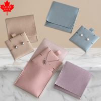 Pochette de rangement carrée en microfibre velours Laire pour bijoux, avec support pour colliers, bagues, bracelets et boucles d'oreilles, anti-poussière, petite pochette avec impression de logo