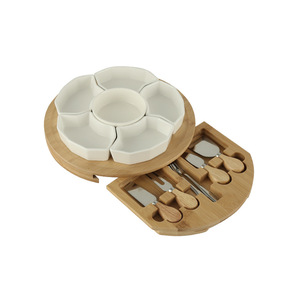 Ensemble de planches à fromage en bambou avec feuilles d'érable bleues, couverts et plateaux en céramique pour servir des collations et du fromage - Product Image 5