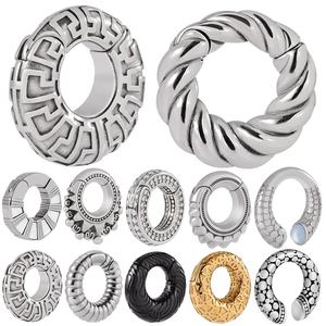Großhandel Körper Edelstahl Magnet kreis Ohr gewichte Große Spur Skorpion Mond Piercing Ohrringe Schwere Ohr kegel Stahl - Product Image 2
