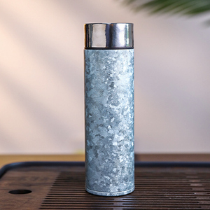 Botella de Agua Aislada Rover Camel de Titanio, Botella de Agua Deportiva de Vacío de Doble Pared de 450 ml para Gimnasio, Campamento y Senderismo - Product Image 2