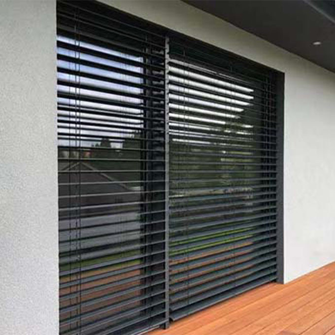 Heavy Duty Motorized Outdoor Aluminum Venetian Blinds Weatherproof Smart EVB Sunshade System for Commercial Building Wholesale