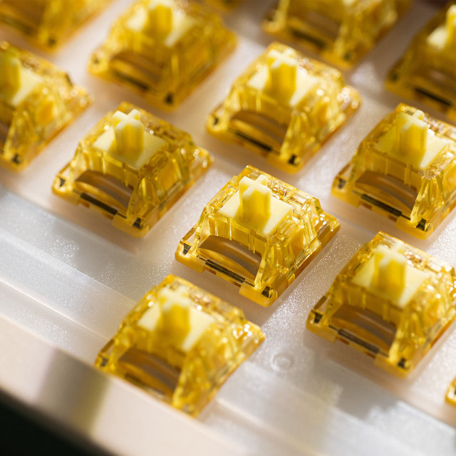 Akko V5 Creamy Yellow Pro MX Style Linear Switch with 50gf Operating Force 5-Pin Factory Lubed Cherry Compatible