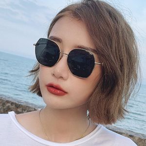 Oval Frame Women Sunglasses Metal Half Frame Dazzling Black Lens Outdoor Sports Artistic Retro Style - Product Image 3