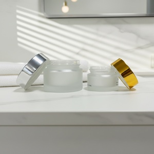 Tarros de Vidrio Esmerilado para Cosméticos con Tapas, Personalizados y Coloridos, de 15g, 30g, 50g y 1oz, para Crema Corporal y Facial - Product Image 1