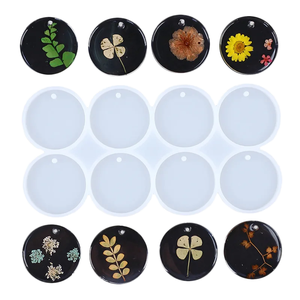 Ciondoli <span class=keywords><strong>di</strong></span> arte artigianale in resina epossidica portachiavi portachiavi in Silicone stampo fai da te gioielli per la fusione <span class=keywords><strong>di</strong></span> resina per strumenti <span class=keywords><strong>di</strong></span> torta <span class=keywords><strong>di</strong></span> candela - Product Image 3