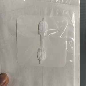 Tiras Adhesivas Estériles para Cierre de Heridas, Resistentes al Agua, para Incisiones Quirúrgicas, Laceraciones y Cuidado de Heridas - Product Image 4