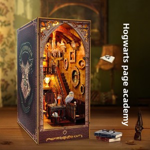 2026 DIY Sujetalibros de Madera Castillo Mágico Academia Book Nook, Rompecabezas de Escena en Miniatura 3D Hecho a Mano para Ensamblar, Decoración de Escritorio para Adultos, Venta al por Mayor - Product Image 2