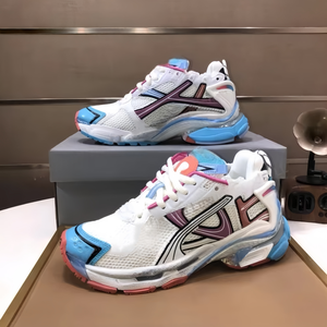 Factory wholesale of top-quality luxurious brand sports <b>shoes</b>, fashionable, breathable, casual, thick-soled walking <b>shoes</b>. - Product Image 2