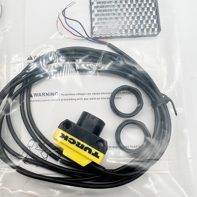 New Series Forked Photoelectric Sensors LOP3.5M-BT18-VN6X2 Polarized Reflective NPN Output 10-30VDC 0.33ms Response Time 366nm