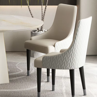 Vente en gros de mobilier de chambre design moderne et confortable fauteuil de restaurant en métal rembourré souple chaise de salle à manger nordique