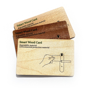 Échantillon <span class=keywords><strong>Gratuit</strong></span> Carte NFC en Bois Durable Carte RFID en Bambou Écologique Carte Intelligente Sans Contact en Bois NTAG213 pour Hôtel <span class=keywords><strong>de</strong></span> Luxe - Product Image 3
